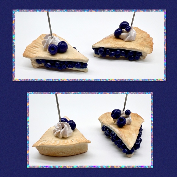 Blueberry Pie Place Card Holders - Set of 2 Hand-Sculpted Table Setting Decor - Picture 10 of 10